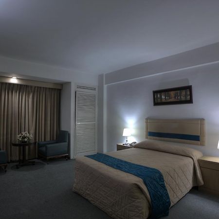 Hotel Purbani International Ltd. Дакка Экстерьер фото