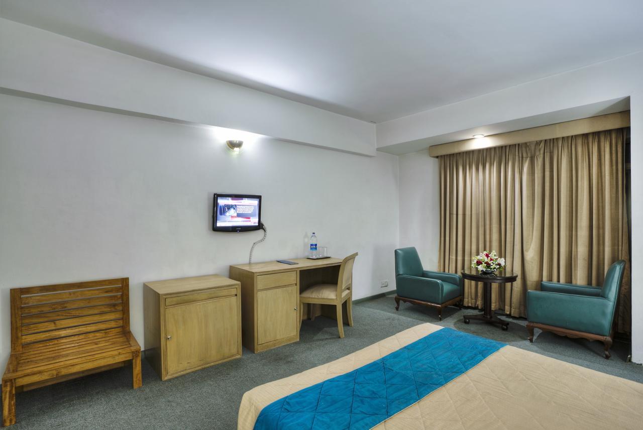 Hotel Purbani International Ltd. Дакка Экстерьер фото