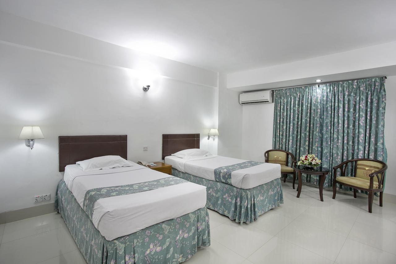 Hotel Purbani International Ltd. Дакка Экстерьер фото