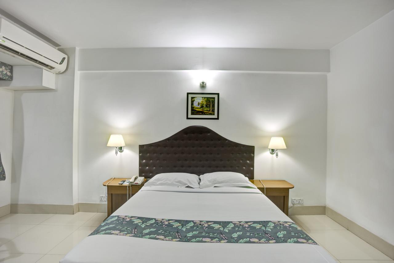 Hotel Purbani International Ltd. Дакка Экстерьер фото
