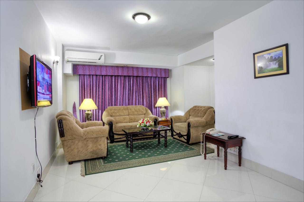 Hotel Purbani International Ltd. Дакка Экстерьер фото