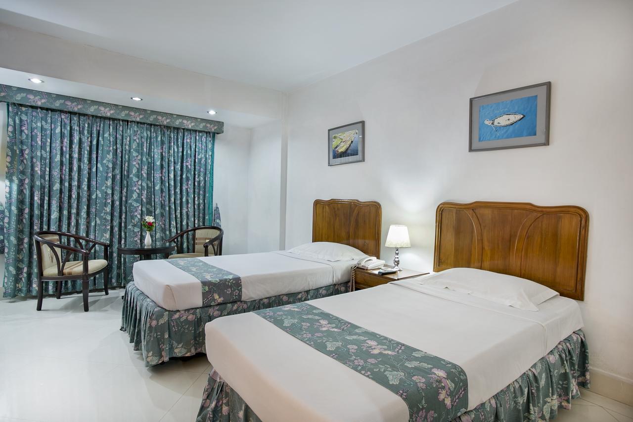 Hotel Purbani International Ltd. Дакка Экстерьер фото